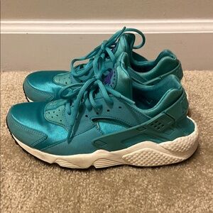 Nike Air Huarache Run Sneakers